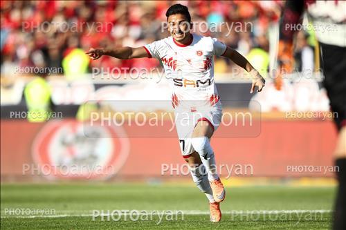 <span style='background: #33747a;box-shadow: 2px 3px 5px black;font-weight: 300;font-size: 10px;border-radius: 2px;margin: 2px;color: #fff;padding: 2px 5px;font - size: 10px;line - height: 22px; '>ابوالحسن جعفری</span> 