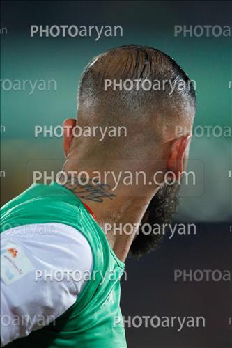 <span style='background: #33747a;box-shadow: 2px 3px 5px black;font-weight: 300;font-size: 10px;border-radius: 2px;margin: 2px;color: #fff;padding: 2px 5px;font - size: 10px;line - height: 22px; '>اشکان دژاگه</span> 