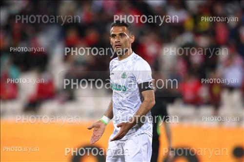 <span style='background: #33747a;box-shadow: 2px 3px 5px black;font-weight: 300;font-size: 10px;border-radius: 2px;margin: 2px;color: #fff;padding: 2px 5px;font - size: 10px;line - height: 22px; '>میثم مجیدی</span> 