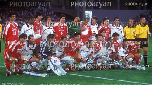 تیم ملی ایران/جام جهانی 1998 فرانسه - احمدرضا عابدزاده Ahmad Reza Abedzadeh,مهرداد میناوند,مهدی پاشازاده,خداداد عزیزی  Khodadad Azizi,مهدی مهدوی کیا,محمد خاکپور,حمید استیلی,علی دایی  Ali Daei,جواد زرینچه,نادر محمدخانی,کریم باقری,