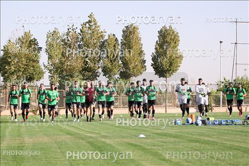 <span style='background: #33747a;font-weight: 300;font-size: 10px;box-shadow: 2px 3px 5px black;border-radius: 2px;margin: 2px;color: #fff;padding: 2px 5px;font - size: 10px;line - height: 22px; '>علیرضا بیرانوند</span> <span style='background: #33747a;font-weight: 300;font-size: 10px;box-shadow: 2px 3px 5px black;border-radius: 2px;margin: 2px;color: #fff;padding: 2px 5px;font - size: 10px;line - height: 22px; '>رامین رضائیان</span> <span style='background: #33747a;font-weight: 300;font-size: 10px;box-shadow: 2px 3px 5px black;border-radius: 2px;margin: 2px;color: #fff;padding: 2px 5px;font - size: 10px;line - height: 22px; '>وریا غفوری</span> 