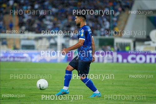 <span style='background: #33747a;box-shadow: 2px 3px 5px black;font-weight: 300;font-size: 10px;border-radius: 2px;margin: 2px;color: #fff;padding: 2px 5px;font - size: 10px;line - height: 22px; '>مهدی مهدی پور</span> 