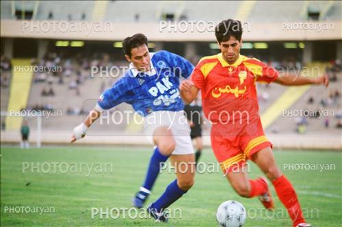 <span style='background: #33747a;box-shadow: 2px 3px 5px black;font-weight: 300;font-size: 10px;border-radius: 2px;margin: 2px;color: #fff;padding: 2px 5px;font - size: 10px;line - height: 22px; '>علی چینی</span> <span style='background: #33747a;box-shadow: 2px 3px 5px black;font-weight: 300;font-size: 10px;border-radius: 2px;margin: 2px;color: #fff;padding: 2px 5px;font - size: 10px;line - height: 22px; '>محمدرضا مهدوی</span> 