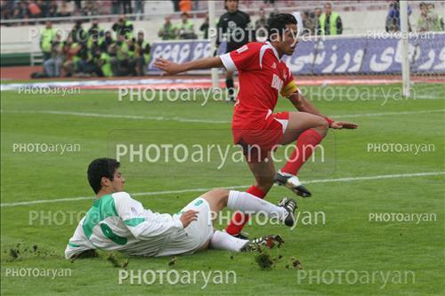 پاس 2-پرسپولیس 1 (1384/10/20) - 