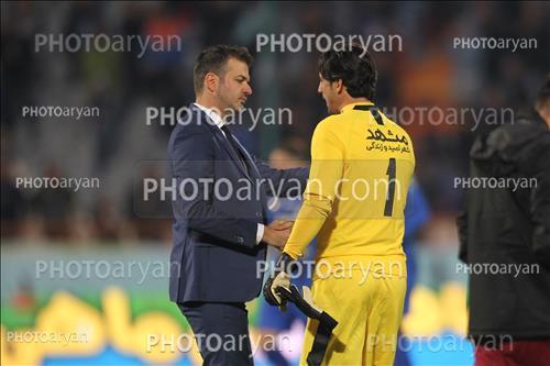 <span style='background: #33747a;box-shadow: 2px 3px 5px black;font-weight: 300;font-size: 10px;border-radius: 2px;margin: 2px;color: #fff;padding: 2px 5px;font - size: 10px;line - height: 22px; '>آندرا استراماچیونی Andrea Stramaccioni</span> <span style='background: #33747a;box-shadow: 2px 3px 5px black;font-weight: 300;font-size: 10px;border-radius: 2px;margin: 2px;color: #fff;padding: 2px 5px;font - size: 10px;line - height: 22px; '>سید مهدی رحمتی</span> 