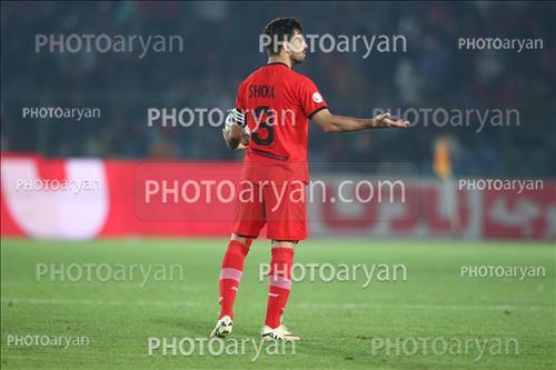 استقلال 0-تراکتور 2    (1403/08/10)