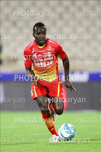 <span style='background: #33747a;box-shadow: 2px 3px 5px black;font-weight: 300;font-size: 10px;border-radius: 2px;margin: 2px;color: #fff;padding: 2px 5px;font - size: 10px;line - height: 22px; '>ماتیاس چاگو</span> 