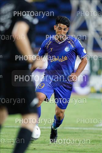 <span style='background: #33747a;font-weight: 300;font-size: 10px;box-shadow: 2px 3px 5px black;border-radius: 2px;margin: 2px;color: #fff;padding: 2px 5px;font - size: 10px;line - height: 22px; '>رضا میرزایی</span> 