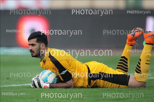 <span style='background: #33747a;box-shadow: 2px 3px 5px black;font-weight: 300;font-size: 10px;border-radius: 2px;margin: 2px;color: #fff;padding: 2px 5px;font - size: 10px;line - height: 22px; '>وحید شیخ ویسی</span> 