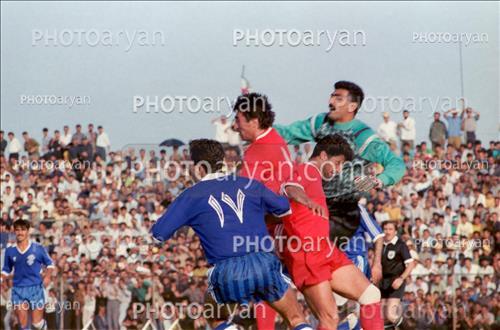 <span style='background: #33747a;box-shadow: 2px 3px 5px black;font-weight: 300;font-size: 10px;border-radius: 2px;margin: 2px;color: #fff;padding: 2px 5px;font - size: 10px;line - height: 22px; '>سعید نعیم آبادی</span> <span style='background: #33747a;box-shadow: 2px 3px 5px black;font-weight: 300;font-size: 10px;border-radius: 2px;margin: 2px;color: #fff;padding: 2px 5px;font - size: 10px;line - height: 22px; '>ناصر محمدخانی</span> 