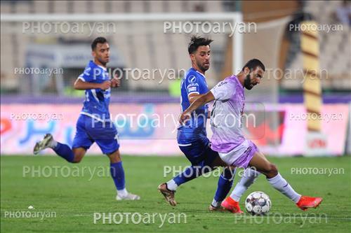 استقلال 3-هوادار 2  (1402/07/28)