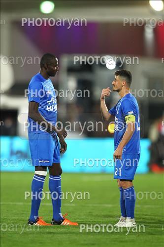 <span style='background: #33747a;font-weight: 300;font-size: 10px;box-shadow: 2px 3px 5px black;border-radius: 2px;margin: 2px;color: #fff;padding: 2px 5px;font - size: 10px;line - height: 22px; '>وریا غفوری</span> <span style='background: #33747a;font-weight: 300;font-size: 10px;box-shadow: 2px 3px 5px black;border-radius: 2px;margin: 2px;color: #fff;padding: 2px 5px;font - size: 10px;line - height: 22px; '>شیخ دیاباته  cheick tidiane diabaté</span> 