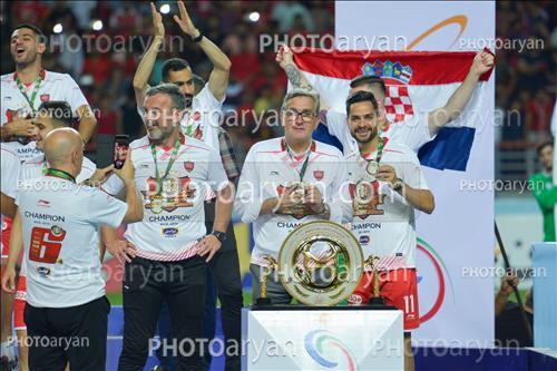 <span style='background: #33747a;font-weight: 300;font-size: 10px;box-shadow: 2px 3px 5px black;border-radius: 2px;margin: 2px;color: #fff;padding: 2px 5px;font - size: 10px;line - height: 22px; '>محسن ربیع خواه</span> <span style='background: #33747a;font-weight: 300;font-size: 10px;box-shadow: 2px 3px 5px black;border-radius: 2px;margin: 2px;color: #fff;padding: 2px 5px;font - size: 10px;line - height: 22px; '>برانکو ایوانکویچ  Branko Ivanković </span> <span style='background: #33747a;font-weight: 300;font-size: 10px;box-shadow: 2px 3px 5px black;border-radius: 2px;margin: 2px;color: #fff;padding: 2px 5px;font - size: 10px;line - height: 22px; '>ایگور پانادیچ</span> 