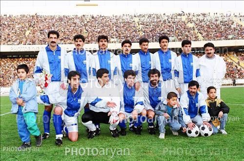 <span style='background: #33747a;font-weight: 300;font-size: 10px;box-shadow: 2px 3px 5px black;border-radius: 2px;margin: 2px;color: #fff;padding: 2px 5px;font - size: 10px;line - height: 22px; '>احمدرضا عابدزاده Ahmad Reza Abedzadeh</span> 