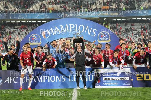 <span style='background: #33747a;box-shadow: 2px 3px 5px black;font-weight: 300;font-size: 10px;border-radius: 2px;margin: 2px;color: #fff;padding: 2px 5px;font - size: 10px;line - height: 22px; '>shoji gen</span> <span style='background: #33747a;box-shadow: 2px 3px 5px black;font-weight: 300;font-size: 10px;border-radius: 2px;margin: 2px;color: #fff;padding: 2px 5px;font - size: 10px;line - height: 22px; '>kwoun suntae</span> <span style='background: #33747a;box-shadow: 2px 3px 5px black;font-weight: 300;font-size: 10px;border-radius: 2px;margin: 2px;color: #fff;padding: 2px 5px;font - size: 10px;line - height: 22px; '>hugo leonardo serejo</span> 