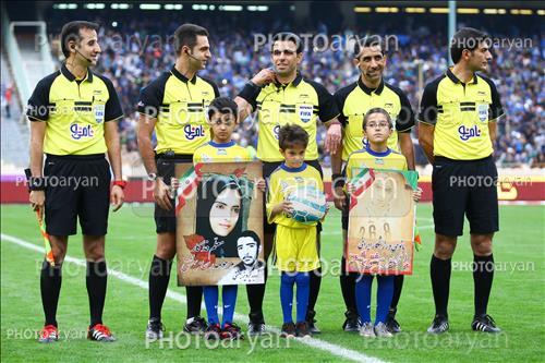 <span style='background: #33747a;box-shadow: 2px 3px 5px black;font-weight: 300;font-size: 10px;border-radius: 2px;margin: 2px;color: #fff;padding: 2px 5px;font - size: 10px;line - height: 22px; '>محسن ترکی</span> 