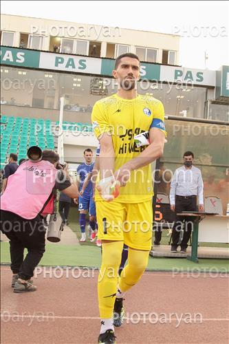 <span style='background: #33747a;font-weight: 300;font-size: 10px;box-shadow: 2px 3px 5px black;border-radius: 2px;margin: 2px;color: #fff;padding: 2px 5px;font - size: 10px;line - height: 22px; '>سید حسین حسینی</span> <span style='background: #33747a;font-weight: 300;font-size: 10px;box-shadow: 2px 3px 5px black;border-radius: 2px;margin: 2px;color: #fff;padding: 2px 5px;font - size: 10px;line - height: 22px; '>ارمان رمضانی</span> 