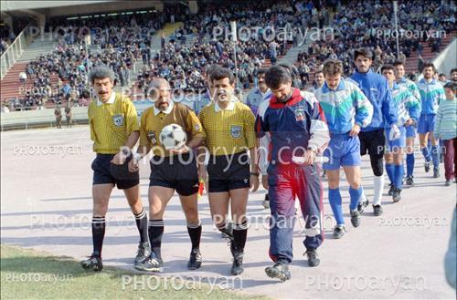 <span style='background: #33747a;box-shadow: 2px 3px 5px black;font-weight: 300;font-size: 10px;border-radius: 2px;margin: 2px;color: #fff;padding: 2px 5px;font - size: 10px;line - height: 22px; '>محمد فنایی</span> <span style='background: #33747a;box-shadow: 2px 3px 5px black;font-weight: 300;font-size: 10px;border-radius: 2px;margin: 2px;color: #fff;padding: 2px 5px;font - size: 10px;line - height: 22px; '>بهزاد غلامپور</span> <span style='background: #33747a;box-shadow: 2px 3px 5px black;font-weight: 300;font-size: 10px;border-radius: 2px;margin: 2px;color: #fff;padding: 2px 5px;font - size: 10px;line - height: 22px; '>جواد زرینچه</span> 