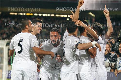 <span style='background: #33747a;font-weight: 300;font-size: 10px;box-shadow: 2px 3px 5px black;border-radius: 2px;margin: 2px;color: #fff;padding: 2px 5px;font - size: 10px;line - height: 22px; '>رامین رضائیان</span> <span style='background: #33747a;font-weight: 300;font-size: 10px;box-shadow: 2px 3px 5px black;border-radius: 2px;margin: 2px;color: #fff;padding: 2px 5px;font - size: 10px;line - height: 22px; '>سعید عزت الهی</span> <span style='background: #33747a;font-weight: 300;font-size: 10px;box-shadow: 2px 3px 5px black;border-radius: 2px;margin: 2px;color: #fff;padding: 2px 5px;font - size: 10px;line - height: 22px; '>میلاد محمدی</span> 