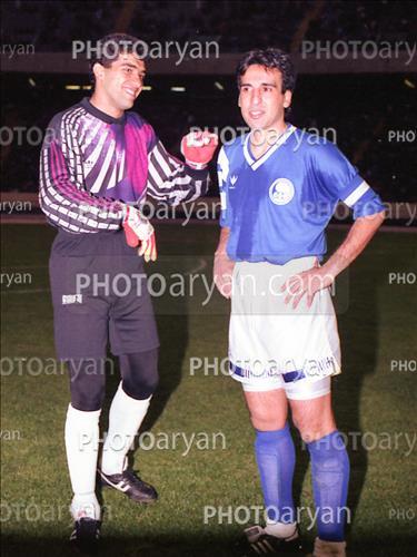 <span style='background: #33747a;font-weight: 300;font-size: 10px;box-shadow: 2px 3px 5px black;border-radius: 2px;margin: 2px;color: #fff;padding: 2px 5px;font - size: 10px;line - height: 22px; '>احمدرضا عابدزاده Ahmad Reza Abedzadeh</span> <span style='background: #33747a;font-weight: 300;font-size: 10px;box-shadow: 2px 3px 5px black;border-radius: 2px;margin: 2px;color: #fff;padding: 2px 5px;font - size: 10px;line - height: 22px; '>شاهین بیانی</span> 