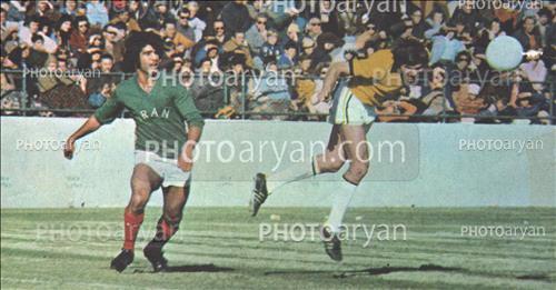 <span style='background: #33747a;box-shadow: 2px 3px 5px black;font-weight: 300;font-size: 10px;border-radius: 2px;margin: 2px;color: #fff;padding: 2px 5px;font - size: 10px;line - height: 22px; '>رضا عادلخانی</span> 