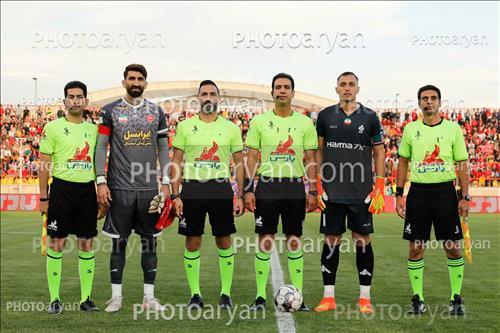 <span style='background: #33747a;box-shadow: 2px 3px 5px black;font-weight: 300;font-size: 10px;border-radius: 2px;margin: 2px;color: #fff;padding: 2px 5px;font - size: 10px;line - height: 22px; '>داوران و کاپیتانها</span> <span style='background: #33747a;box-shadow: 2px 3px 5px black;font-weight: 300;font-size: 10px;border-radius: 2px;margin: 2px;color: #fff;padding: 2px 5px;font - size: 10px;line - height: 22px; '>علیرضا بیرانوند</span> 