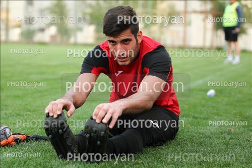 تمرین پرسپولیس در ورزشگاه خیریه عمل 96/02/23 - ابوالفضل درویشوند,