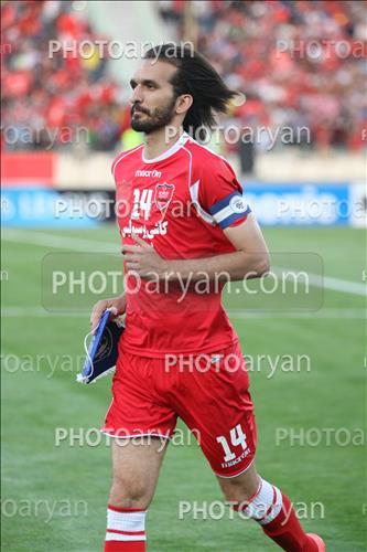 <span style='background: #33747a;box-shadow: 2px 3px 5px black;font-weight: 300;font-size: 10px;border-radius: 2px;margin: 2px;color: #fff;padding: 2px 5px;font - size: 10px;line - height: 22px; '>محمد نوری</span> 