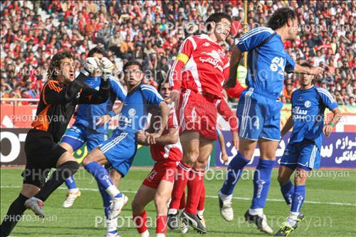 پرسپولیس 0-استقلال 0 (1384/12/19)