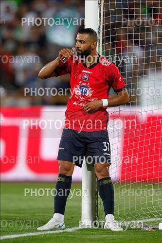 <span style='background: #33747a;box-shadow: 2px 3px 5px black;font-weight: 300;font-size: 10px;border-radius: 2px;margin: 2px;color: #fff;padding: 2px 5px;font - size: 10px;line - height: 22px; '>مرتضی منصوری</span> 