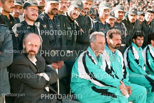 <span style='background: #33747a;box-shadow: 2px 3px 5px black;font-weight: 300;font-size: 10px;border-radius: 2px;margin: 2px;color: #fff;padding: 2px 5px;font - size: 10px;line - height: 22px; '>نادر فریاد شیران</span> <span style='background: #33747a;box-shadow: 2px 3px 5px black;font-weight: 300;font-size: 10px;border-radius: 2px;margin: 2px;color: #fff;padding: 2px 5px;font - size: 10px;line - height: 22px; '>داوود فنایی</span> 