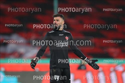  پرسپولیس 1- گل گهر  1 (1400/08/15)