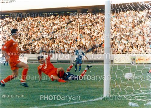 <span style='background: #33747a;box-shadow: 2px 3px 5px black;font-weight: 300;font-size: 10px;border-radius: 2px;margin: 2px;color: #fff;padding: 2px 5px;font - size: 10px;line - height: 22px; '>ادموند اختر</span> <span style='background: #33747a;box-shadow: 2px 3px 5px black;font-weight: 300;font-size: 10px;border-radius: 2px;margin: 2px;color: #fff;padding: 2px 5px;font - size: 10px;line - height: 22px; '>علی دایی  Ali Daei</span> 