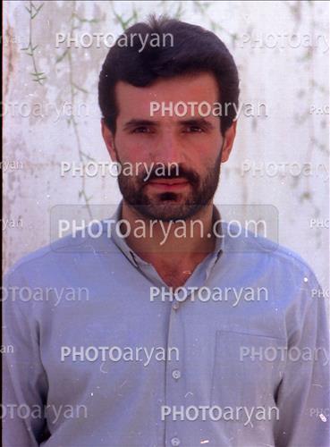 <span style='background: #33747a;box-shadow: 2px 3px 5px black;font-weight: 300;font-size: 10px;border-radius: 2px;margin: 2px;color: #fff;padding: 2px 5px;font - size: 10px;line - height: 22px; '>محمدحسن انصاری فر</span> 