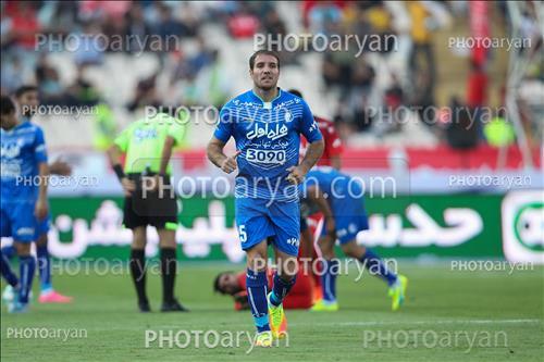 <span style='background: #33747a;box-shadow: 2px 3px 5px black;font-weight: 300;font-size: 10px;border-radius: 2px;margin: 2px;color: #fff;padding: 2px 5px;font - size: 10px;line - height: 22px; '>هرایر مگویان</span> 