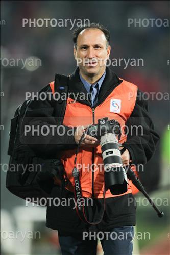 <span style='background: #33747a;box-shadow: 2px 3px 5px black;font-weight: 300;font-size: 10px;border-radius: 2px;margin: 2px;color: #fff;padding: 2px 5px;font - size: 10px;line - height: 22px; '>حبیب رحیمی</span> 