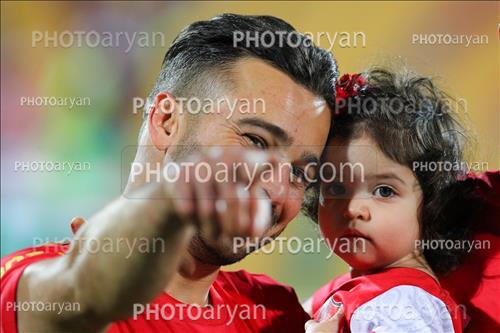 <span style='background: #33747a;font-weight: 300;font-size: 10px;box-shadow: 2px 3px 5px black;border-radius: 2px;margin: 2px;color: #fff;padding: 2px 5px;font - size: 10px;line - height: 22px; '>سروش رفیعی</span> 