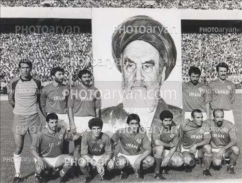 عکسهای تیمی تیم ملی دهه 60 - حمید درخشان,محمد پنجعلی,ناصر محمدخانی,ضیاء عربشاهی,بهروز سلطانی,عبدالعلی چنگیز,رضا احدی,اصغر حاجیلو,حمید علی دوستی,مهدی دینورزاده,نا مشخص,