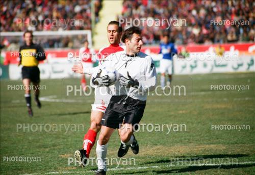 <span style='background: #33747a;box-shadow: 2px 3px 5px black;font-weight: 300;font-size: 10px;border-radius: 2px;margin: 2px;color: #fff;padding: 2px 5px;font - size: 10px;line - height: 22px; '>هادی طباطبایی</span> <span style='background: #33747a;box-shadow: 2px 3px 5px black;font-weight: 300;font-size: 10px;border-radius: 2px;margin: 2px;color: #fff;padding: 2px 5px;font - size: 10px;line - height: 22px; '>علی کریمی Ali Karimi</span> 