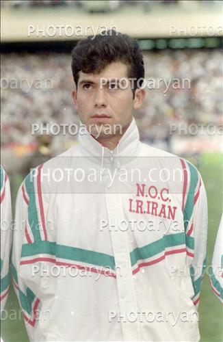 <span style='background: #33747a;font-weight: 300;font-size: 10px;box-shadow: 2px 3px 5px black;border-radius: 2px;margin: 2px;color: #fff;padding: 2px 5px;font - size: 10px;line - height: 22px; '>نا مشخص</span> 