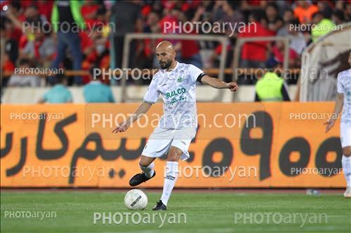 <span style='background: #33747a;box-shadow: 2px 3px 5px black;font-weight: 300;font-size: 10px;border-radius: 2px;margin: 2px;color: #fff;padding: 2px 5px;font - size: 10px;line - height: 22px; '>رامتین سلیمان زاده</span> 