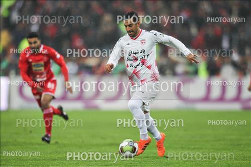 <span style='background: #33747a;font-weight: 300;font-size: 10px;box-shadow: 2px 3px 5px black;border-radius: 2px;margin: 2px;color: #fff;padding: 2px 5px;font - size: 10px;line - height: 22px; '>احسان حاج صفی</span> <span style='background: #33747a;font-weight: 300;font-size: 10px;box-shadow: 2px 3px 5px black;border-radius: 2px;margin: 2px;color: #fff;padding: 2px 5px;font - size: 10px;line - height: 22px; '>سیامک نعمتی</span> 