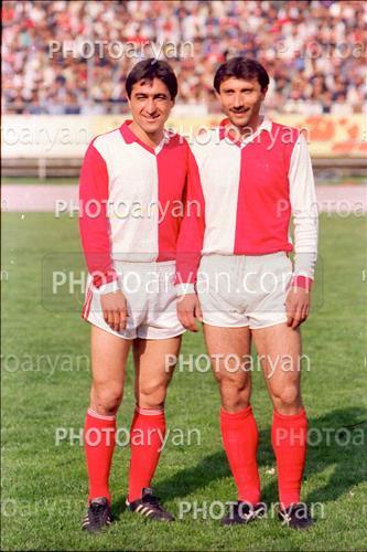 <span style='background: #33747a;box-shadow: 2px 3px 5px black;font-weight: 300;font-size: 10px;border-radius: 2px;margin: 2px;color: #fff;padding: 2px 5px;font - size: 10px;line - height: 22px; '>حمید درخشان</span> <span style='background: #33747a;box-shadow: 2px 3px 5px black;font-weight: 300;font-size: 10px;border-radius: 2px;margin: 2px;color: #fff;padding: 2px 5px;font - size: 10px;line - height: 22px; '>ناصر محمدخانی</span> 