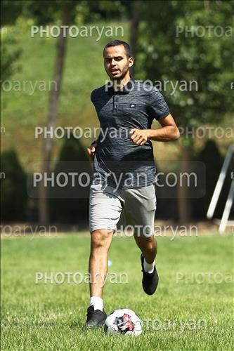 <span style='background: #33747a;box-shadow: 2px 3px 5px black;font-weight: 300;font-size: 10px;border-radius: 2px;margin: 2px;color: #fff;padding: 2px 5px;font - size: 10px;line - height: 22px; '>پویان پیوس</span> 