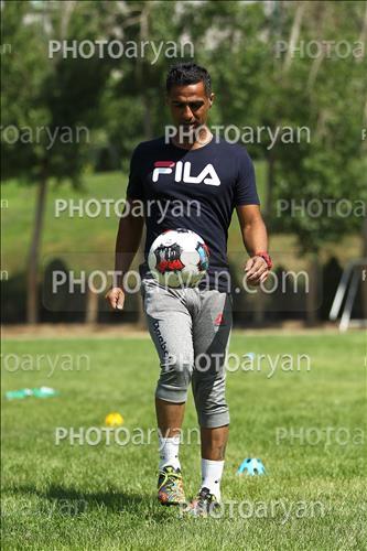 <span style='background: #33747a;box-shadow: 2px 3px 5px black;font-weight: 300;font-size: 10px;border-radius: 2px;margin: 2px;color: #fff;padding: 2px 5px;font - size: 10px;line - height: 22px; '>ولی رضایی</span> 