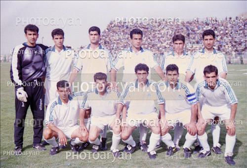 <span style='background: #33747a;box-shadow: 2px 3px 5px black;font-weight: 300;font-size: 10px;border-radius: 2px;margin: 2px;color: #fff;padding: 2px 5px;font - size: 10px;line - height: 22px; '>رحمان رضایی</span> 