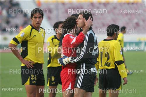 پرسپولیس 2-فجر سپاسی 4 (1384/10/09)