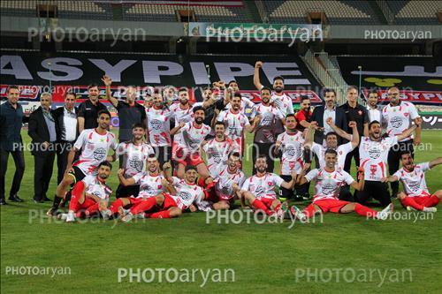 پرسپولیس 1-تراکتور 0 (1400/03/30) - افشین پیروانی,کریم باقری,داوود فنایی,مهدی ترابی,علی شجاعی,امید عالیشاه,احمد نورالهی,سعید آقایی,احسان پهلوان,ميلاد سرلک چيوا,حامد لک,عیسی ال کثیر,حسین کنعانی زادگان,مهدی عبدی,حمید مطهری,مهدی مهدیخانی,محمدشریفی,فرشاد فرجی,