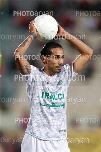 <span style='background: #33747a;font-weight: 300;font-size: 10px;box-shadow: 2px 3px 5px black;border-radius: 2px;margin: 2px;color: #fff;padding: 2px 5px;font - size: 10px;line - height: 22px; '>میلاد فخرالدینی</span> 