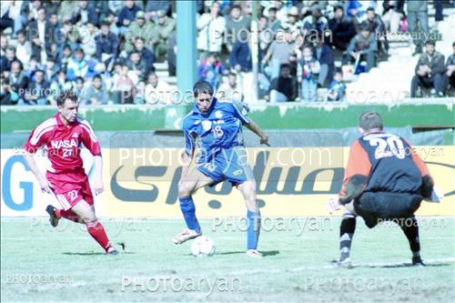 <span style='background: #33747a;box-shadow: 2px 3px 5px black;font-weight: 300;font-size: 10px;border-radius: 2px;margin: 2px;color: #fff;padding: 2px 5px;font - size: 10px;line - height: 22px; '>فراز فاطمی</span> 